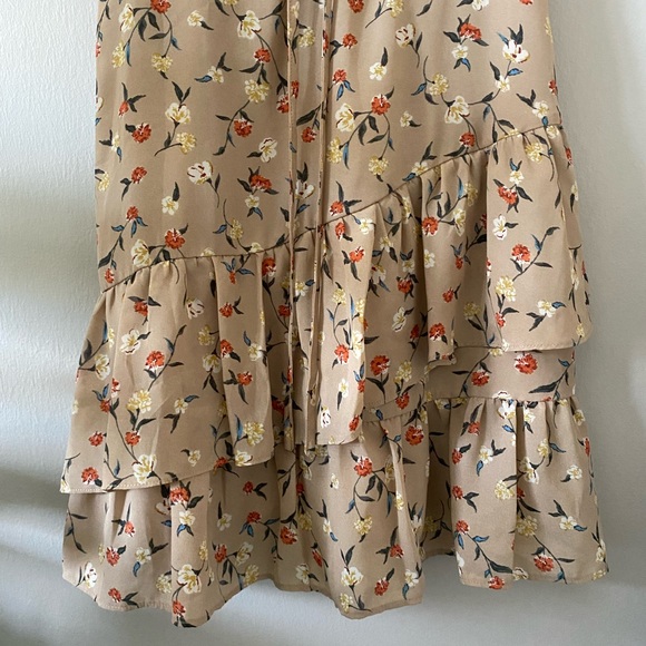 J.O.A. Beige Floral Mini Dress Ruched Tan - Picture 9 of 13